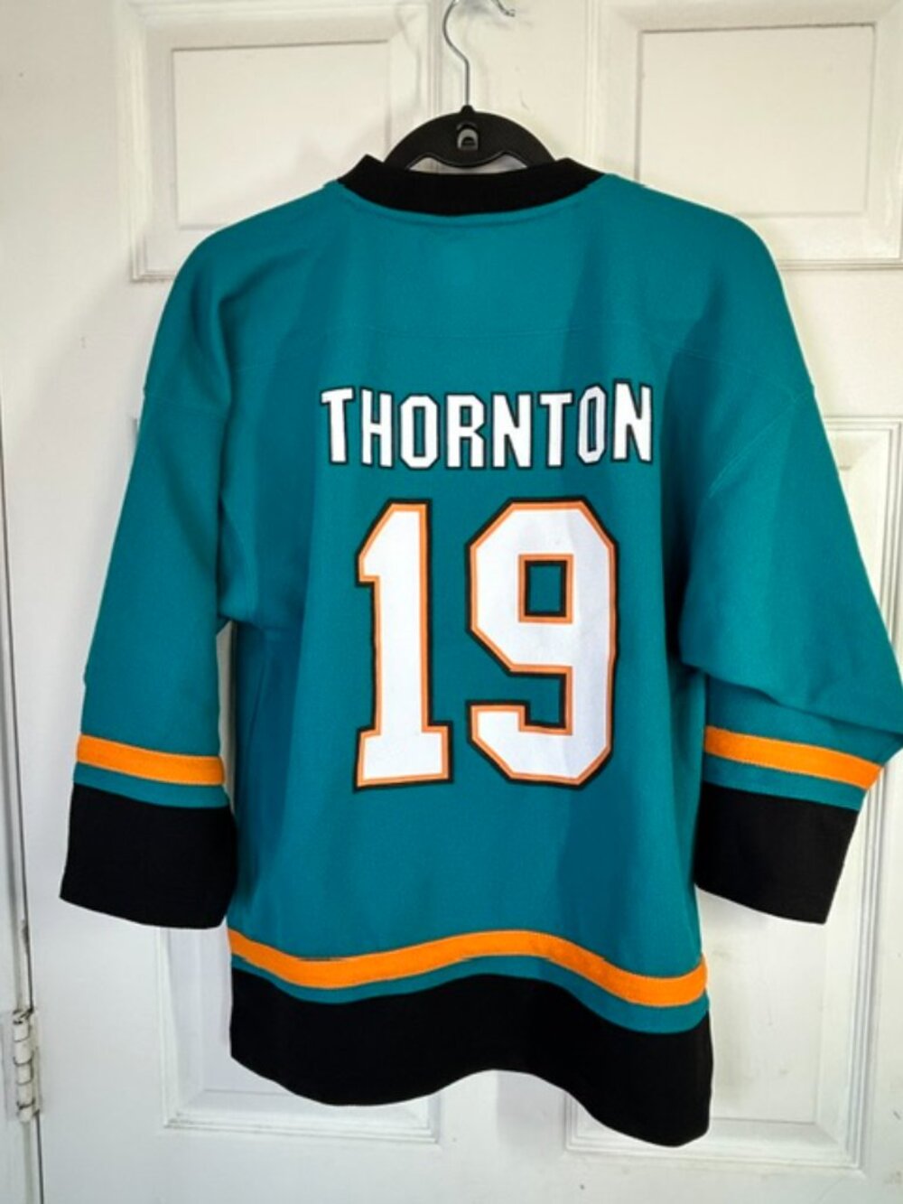 San Jose Sharks Thornton #19 Youth Jersey from NHL - XL (16-18)